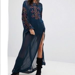 ❤️HP❤️Free People embroidered maxi tunic dress